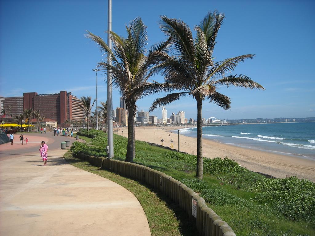 Gooderson Leisure Silver Sands 2 Self Catering And Timeshare Lifestyle Resort Durban Exterior foto